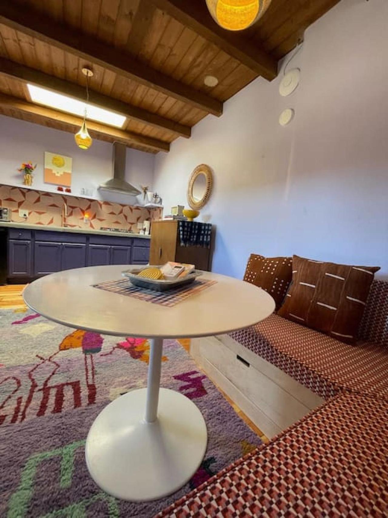 Poni - Luxurious Little Charmer Apartment *